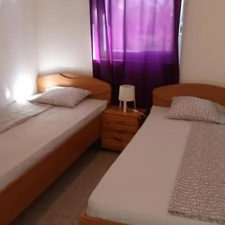 Apartment Matkovic Vir